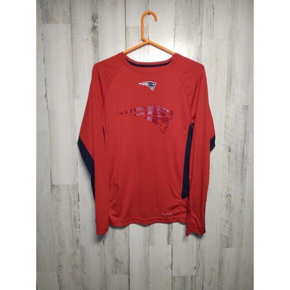 Majestic New England Patriots Shirt Small Red Logo Long Sleeve Cool Base Mens - Picture 1 of 9